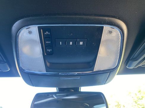 Used 2020 Dodge Charger R/T w/ Navigation & Travel Group image 32