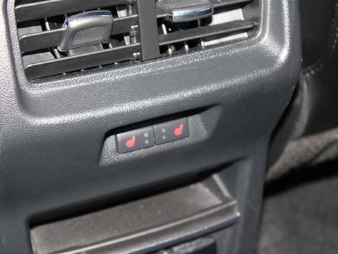 Used 2022 Ford Edge Titanium w/ Equipment Group 301A image 20