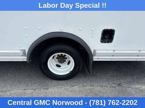 Used 2024 Ford E-350 and Econoline 350 Super Duty w/ Power Windows & Locks Group RWD image 9