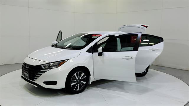 Certified 2025 Nissan Versa SV w/ Trunk Package FWD image 11