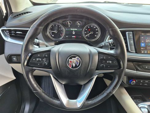 Used 2024 Buick Enclave Essence AWD/4WD image 20
