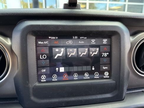 Used 2021 Jeep Wrangler Sport S image 23