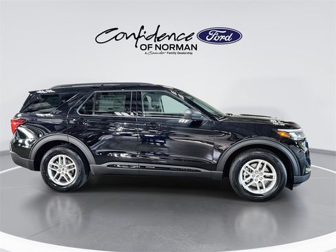 New 2026 Ford Explorer Active image 10