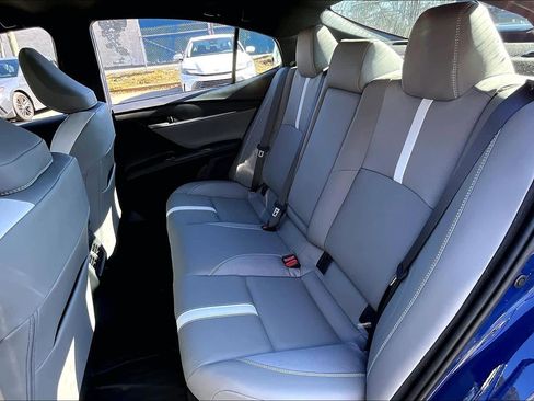 Used 2026 Toyota Camry SE image 19