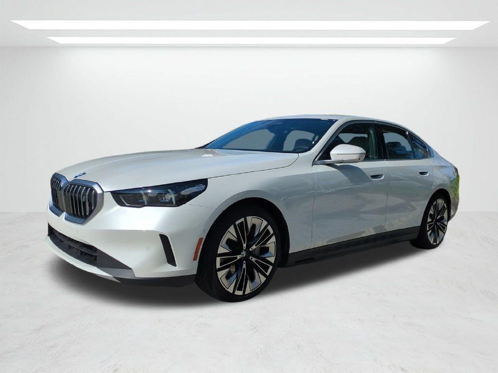 New 2026 BMW i5 eDrive40 w/ Premium Package AWD/4WD image 8