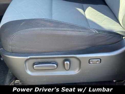 Used 2023 Toyota Tacoma TRD Off-Road image 5