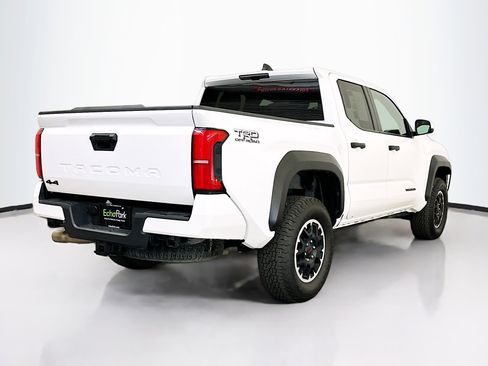 Used 2025 Toyota Tacoma TRD Off-Road image 9