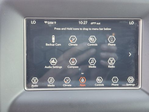 Used 2021 Jeep Grand Cherokee Laredo AWD/4WD image 29