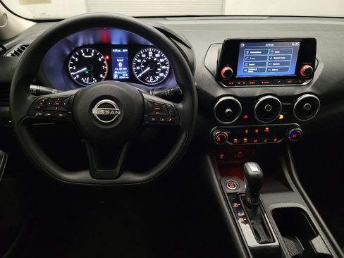 Used 2024 Nissan Sentra S FWD image 22