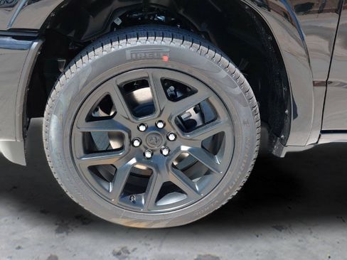 New 2026 RAM 1500 Laramie w/ Advanced Safety Group II AWD/4WD image 10
