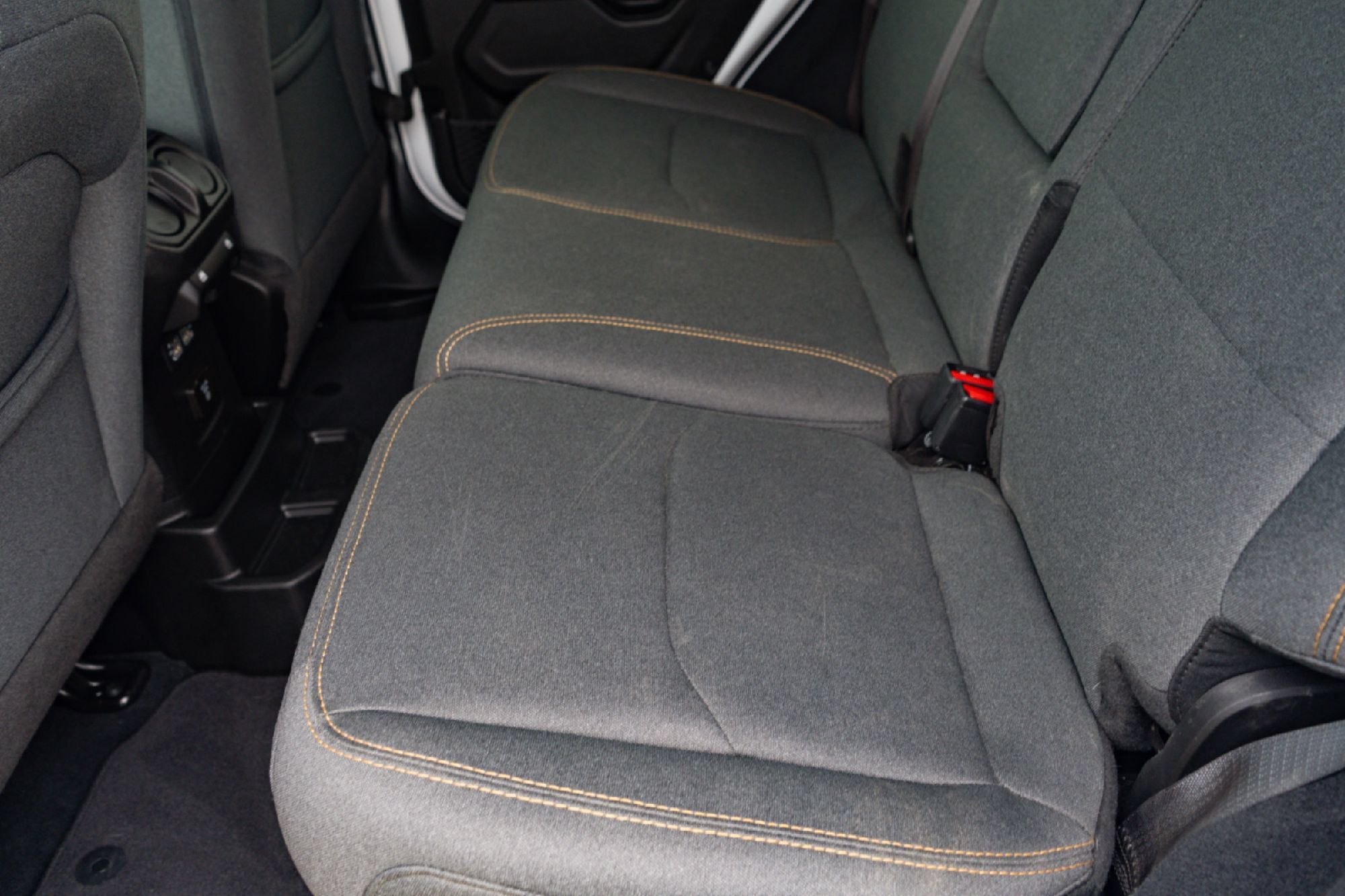 Used 2024 Jeep Wrangler Unlimited Sahara AWD/4WD image 23
