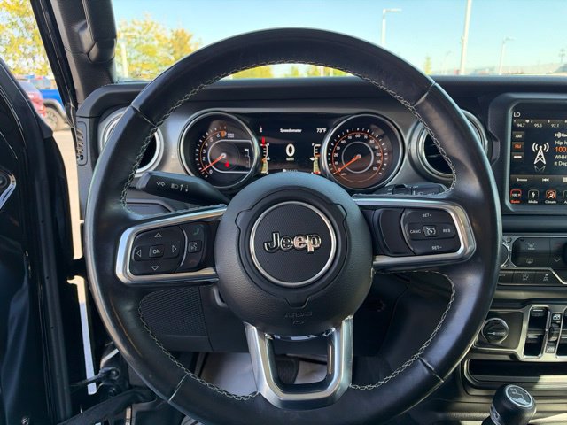 Used 2019 Jeep Wrangler Unlimited Sahara w/ Uconnect 4C Nav & Sound Group AWD/4WD image 13