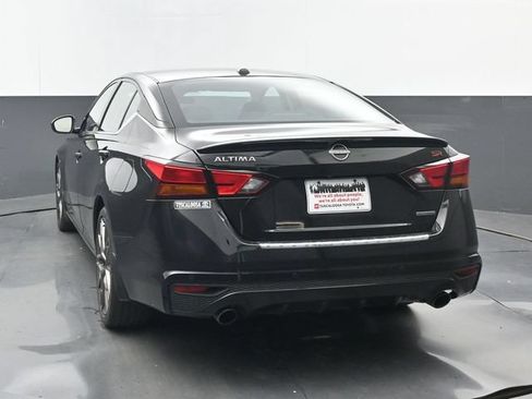 Used 2023 Nissan Altima 2.0 SR FWD image 4