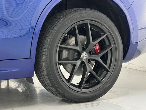 Used 2020 Alfa Romeo Stelvio Ti w/ Nero Edizione AWD/4WD image 49