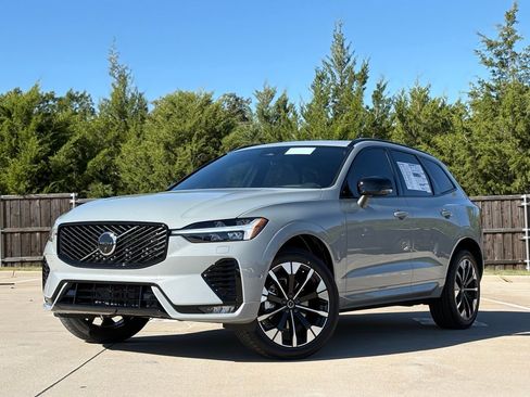 New 2026 Volvo XC60 B5 Plus w/ Protection Package Premier image 2