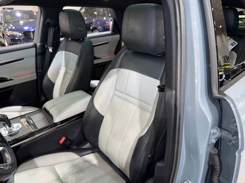 Used 2020 Land Rover Range Rover Evoque First Edition image 52