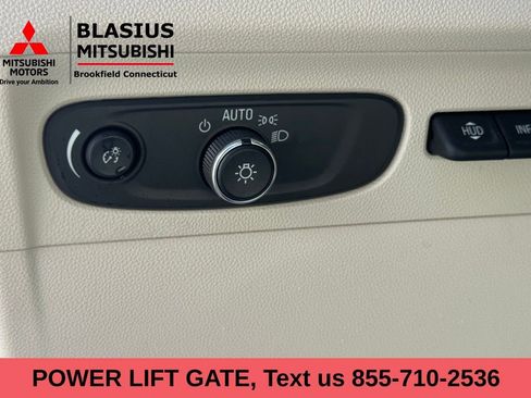 Used 2022 Buick Envision Avenir w/ Technology Package II image 21