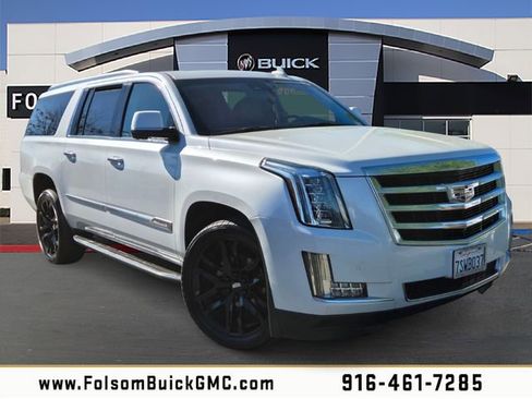 Used 2016 Cadillac Escalade ESV Luxury image 1