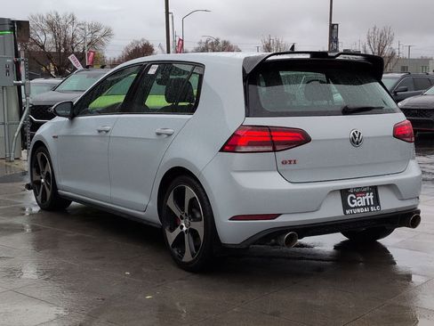 Used 2019 Volkswagen GTI SE w/ SE Experience Package image 7