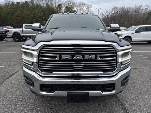 Used 2019 RAM 2500 Laramie image 2
