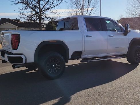 Used 2024 GMC Sierra 2500 Denali w/ Denali Reserve Package image 14