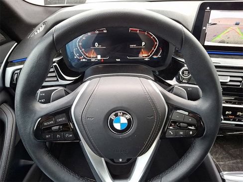 Certified 2023 BMW 530i xDrive w/ Premium Package image 19