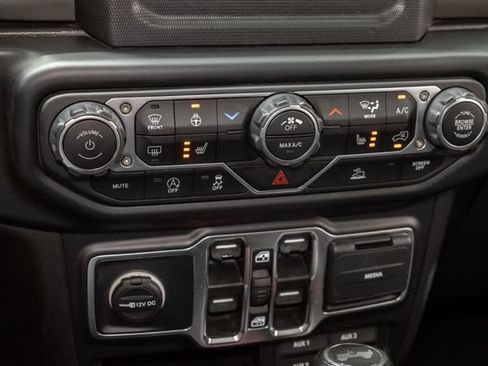 Used 2023 Jeep Wrangler Unlimited Sport AWD/4WD image 17