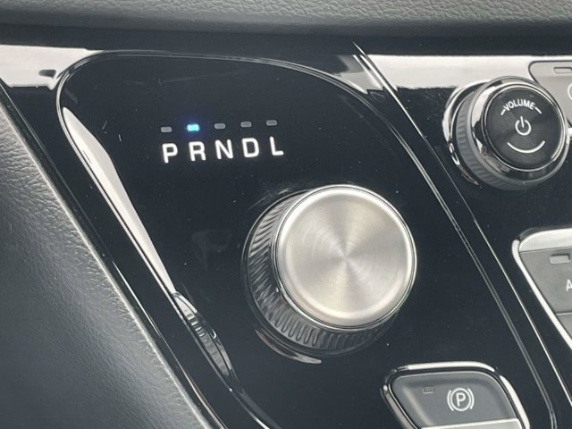 Used 2025 Chrysler Pacifica Select FWD image 20