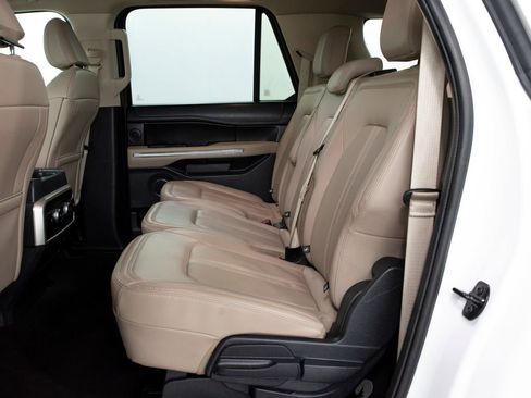 Used 2024 Ford Expedition Max Limited AWD/4WD image 12