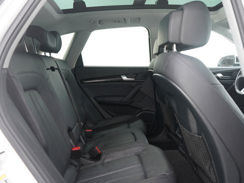 Used 2019 Audi Q5 2.0T Premium Plus w/ Premium Plus Package image 14