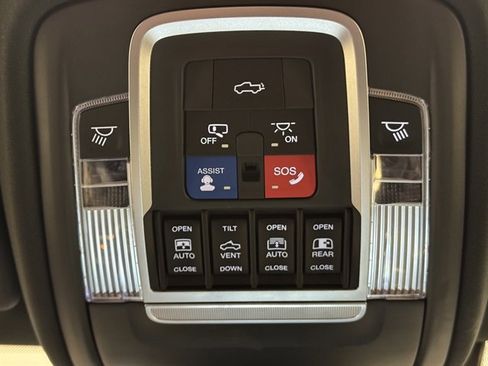 Used 2019 RAM 1500 Limited AWD/4WD image 41