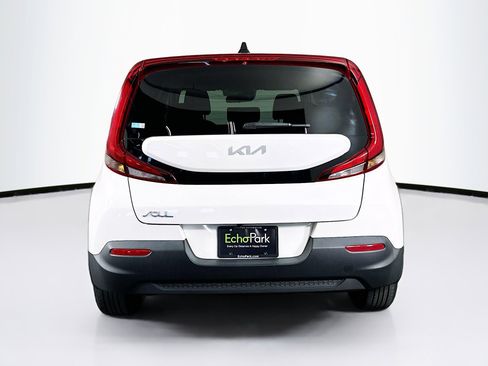 Used 2022 Kia Soul LX w/ Technology Package image 7