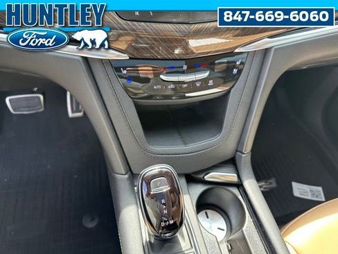 Used 2024 Cadillac XT6 Sport w/ LPO, Onyx Lite Package AWD/4WD image 29