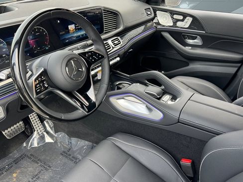 New 2026 Mercedes-Benz GLS 580 4MATIC image 4