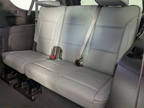 Certified 2023 GMC Yukon XL SLT image 28