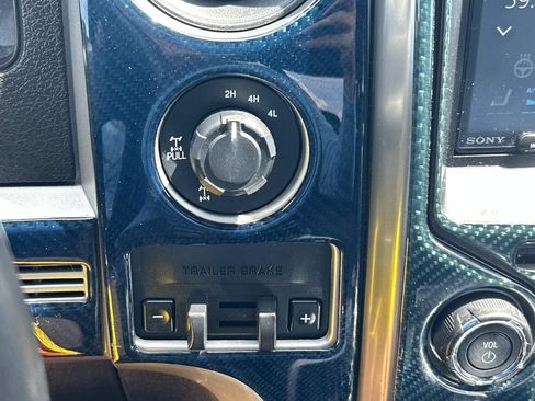 Used 2013 Ford F150 Raptor w/ Luxury Equipment Group AWD/4WD image 40