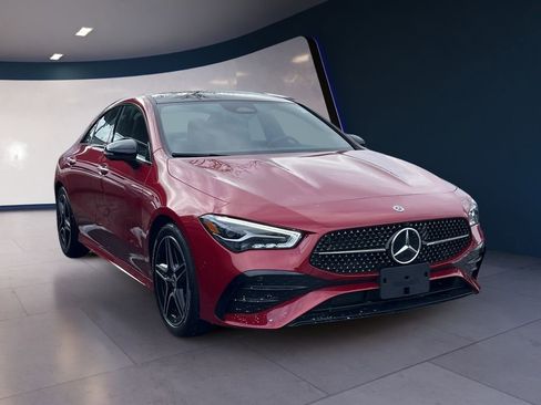 Certified 2025 Mercedes-Benz CLA 250 4MATIC image 7