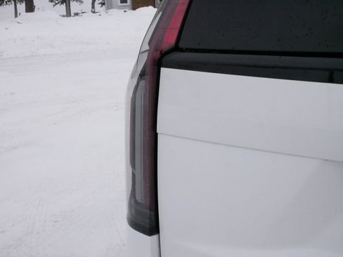 Certified 2023 Cadillac Escalade Sport Platinum image 17