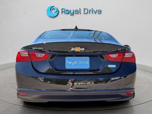 Used 2025 Chevrolet Malibu LT FWD image 5