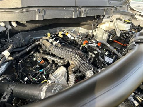 Used 2025 Ford F150 Lariat w/ Bed Utility Package AWD/4WD image 30