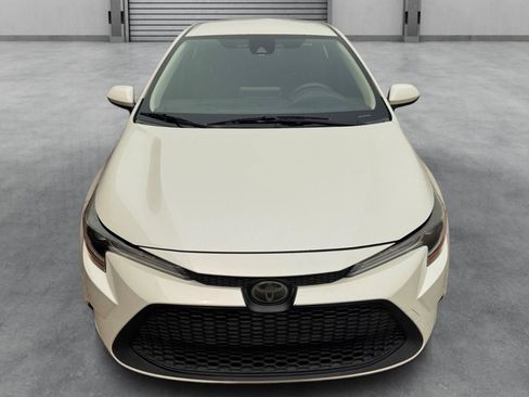 Used 2020 Toyota Corolla LE FWD image 33