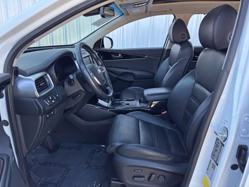 Used 2019 Kia Sorento SX w/ SX Touring Package image 18