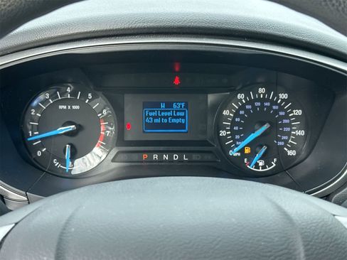 Used 2018 Ford Fusion S image 22