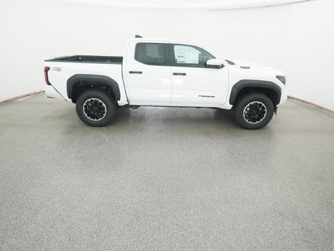 New 2026 Toyota Tacoma TRD Off-Road image 11