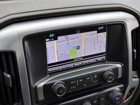 Used 2018 GMC Sierra 1500 SLT w/ SLT Premium Package image 28