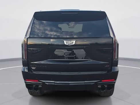 Certified 2026 Cadillac Escalade V AWD/4WD image 4