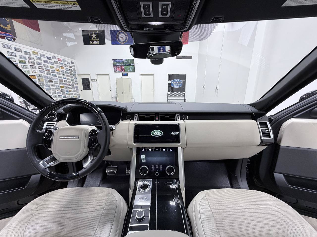 Used 2022 Land Rover Range Rover P525 Westminster Edition AWD/4WD image 32