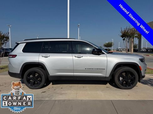 Used 2024 Jeep Grand Cherokee L Altitude AWD/4WD image 20