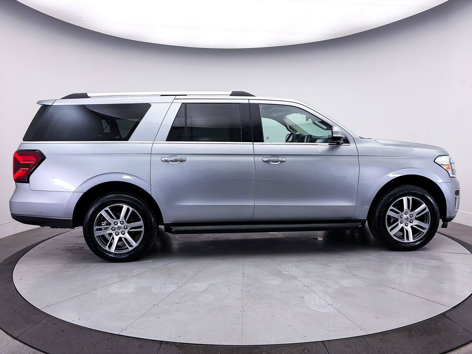 Used 2024 Ford Expedition Max Limited AWD/4WD image 46