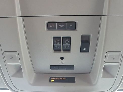 Used 2018 Chevrolet Silverado 1500 LTZ Z71 w/ Redline Edition image 34